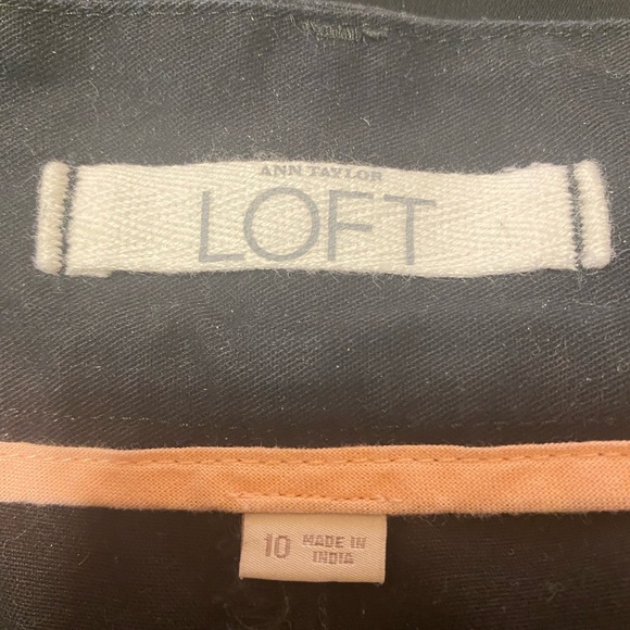 Loft Black Twill Shorts - Picture 2 of 3